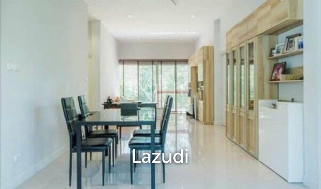 632 qm 3 Bett 2 Bad Villa Für Verkauf