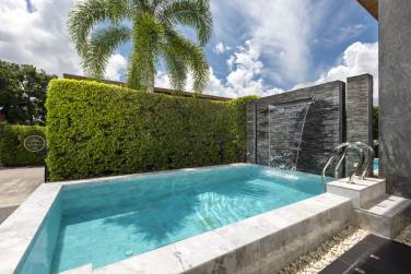2 Bed 2 Bath 118 SQ.M The 8 Pool Villa