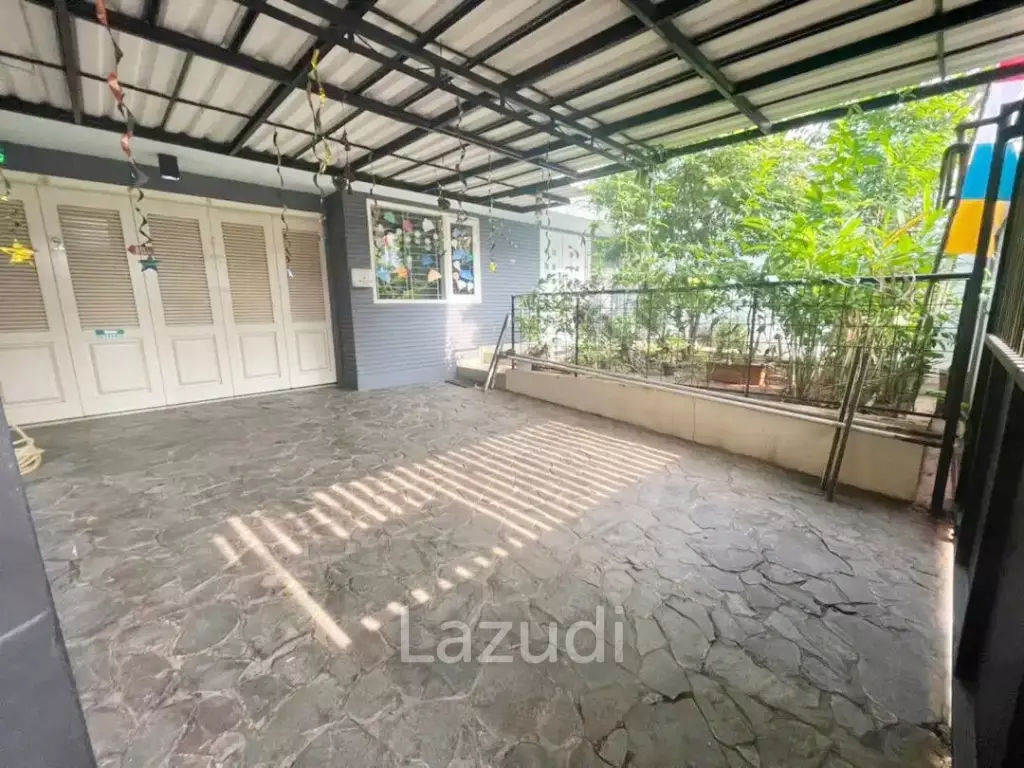 Rumah Gedung Sekolah Dijual Cepat Full Furnish di BSD Dekat Teraskota BSD, RS Eka Hospital BSD, Pasar Modern BSD City