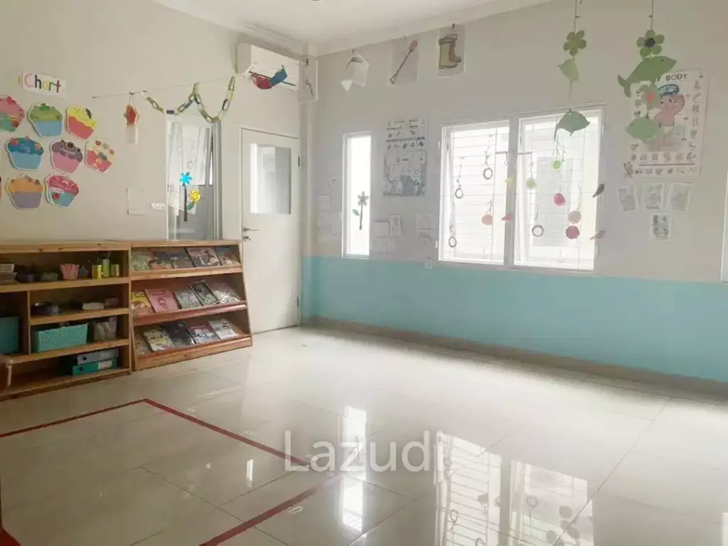 Rumah Gedung Sekolah Dijual Cepat Full Furnish di BSD Dekat Teraskota BSD, RS Eka Hospital BSD, Pasar Modern BSD City
