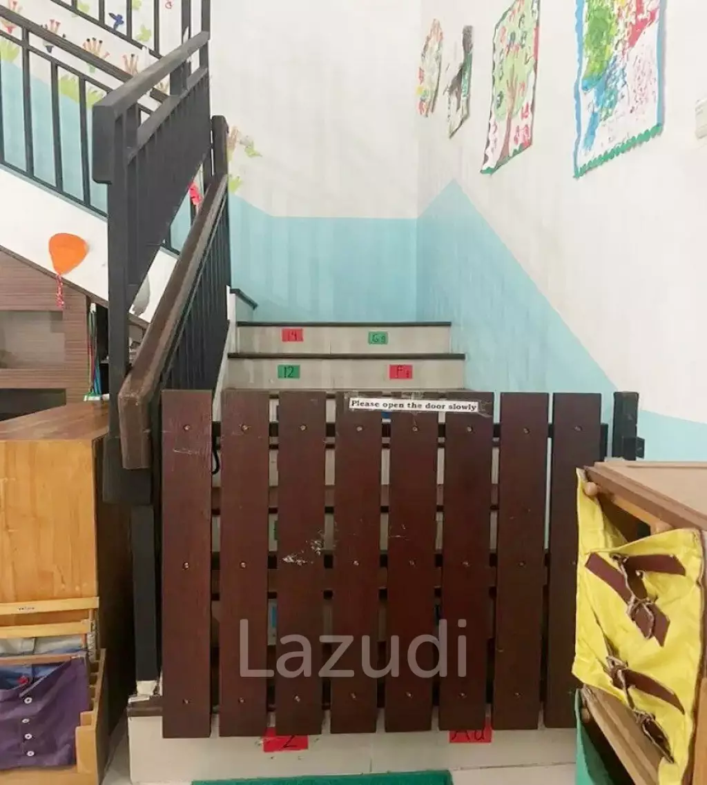 Rumah Gedung Sekolah Dijual Cepat Full Furnish di BSD Dekat Teraskota BSD, RS Eka Hospital BSD, Pasar Modern BSD City