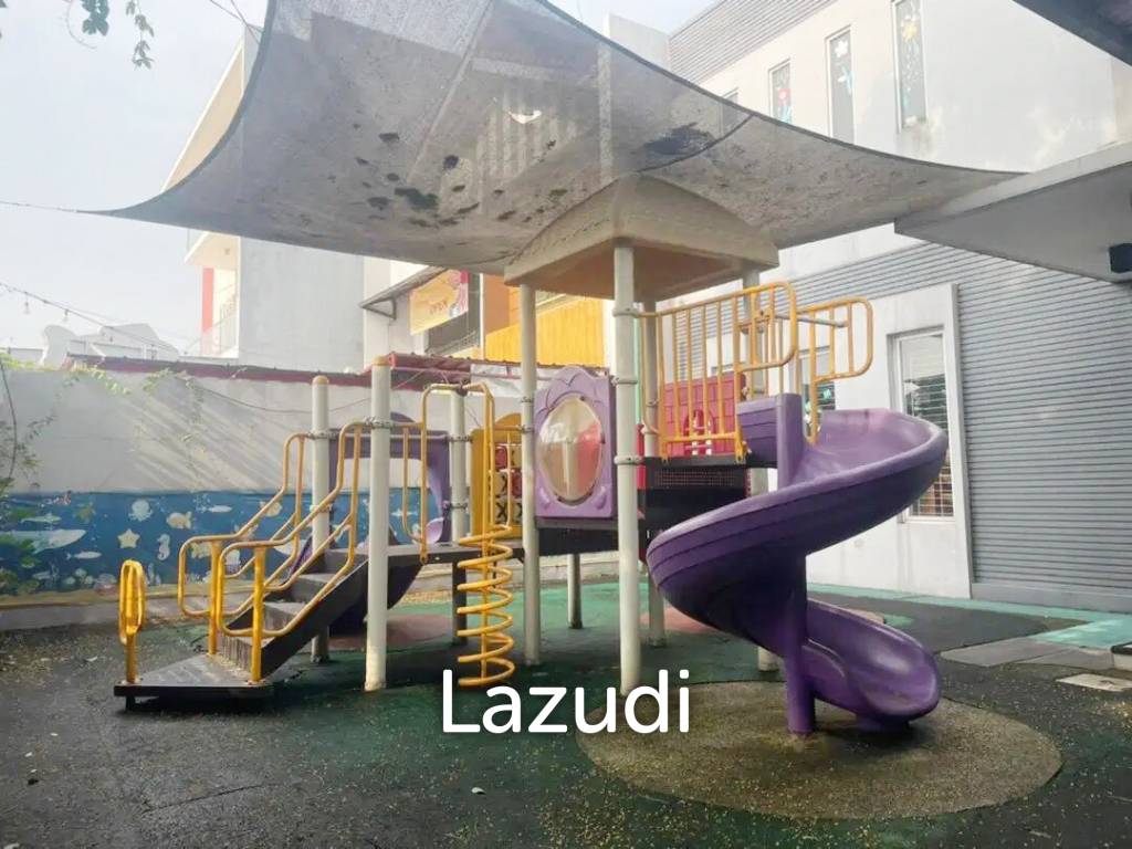 Rumah Gedung Sekolah Dijual Cepat Full Furnish di BSD Dekat Teraskota BSD, RS Eka Hospital BSD, Pasar Modern BSD City