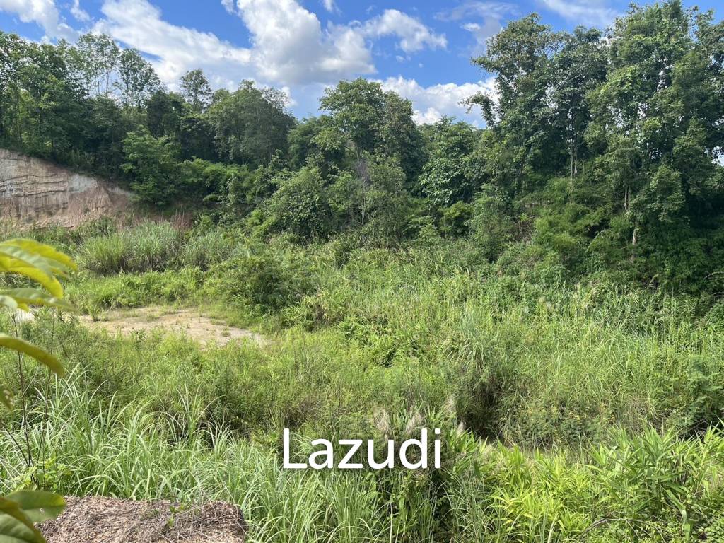 4 Rai hilly land for sale at Mae Taeng, Chiang Mai