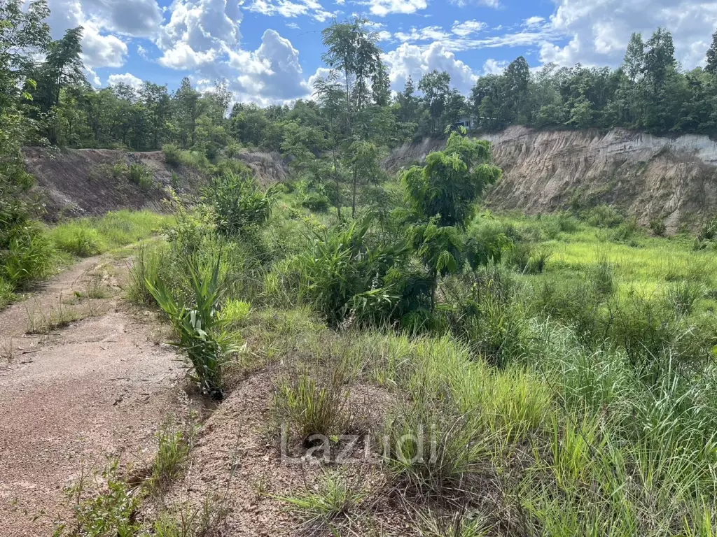 4 Rai hilly land for sale at Mae Taeng, Chiang Mai
