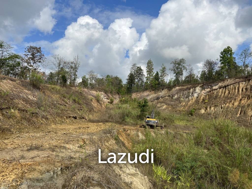 4 Rai hilly land for sale at Mae Taeng, Chiang Mai