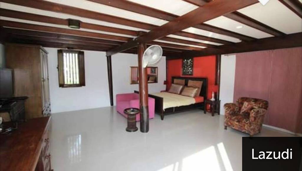 BAAN SONG THAI CHA-AM: 4 Bed Pool Villa