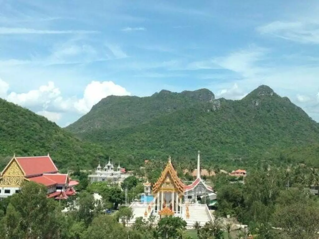 Stunning Sea View 2 Bed Condo in Sam Roi Yod