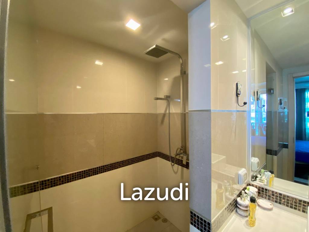 Luxurious 1-Bedroom Condo with Ocean View in Pattaya