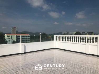 Guesthouse for Sale in Khao Takiab, Hua Hin