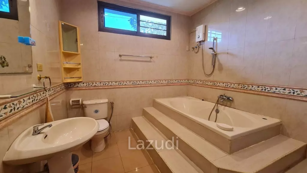 Pool Villa for Sale in Maptato 8 Pattaya
