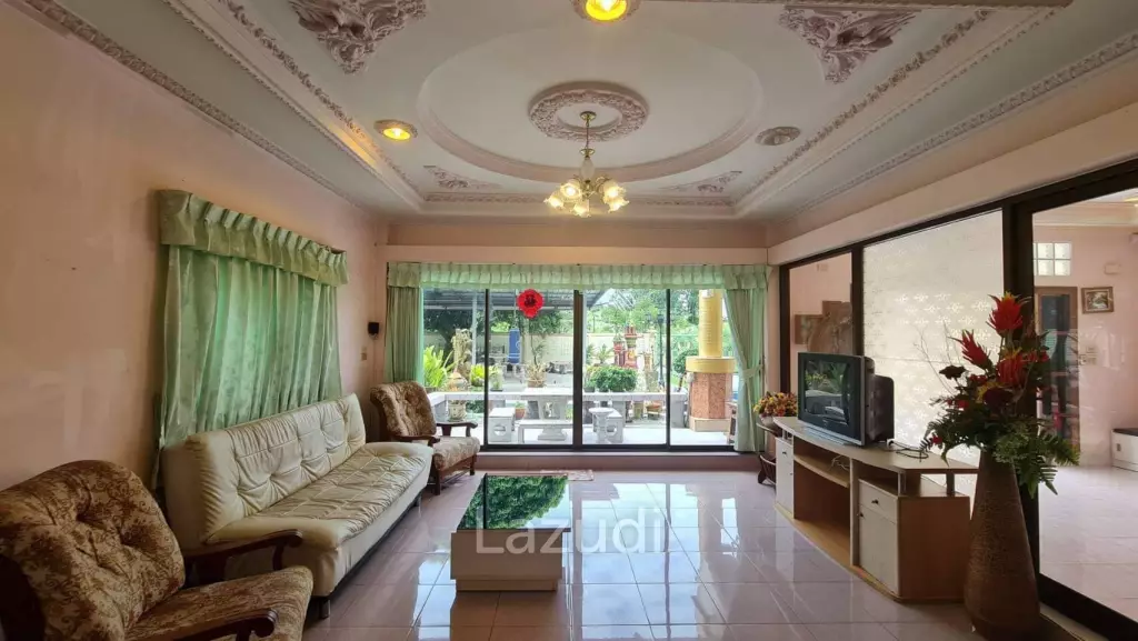 Pool Villa for Sale in Maptato 8 Pattaya