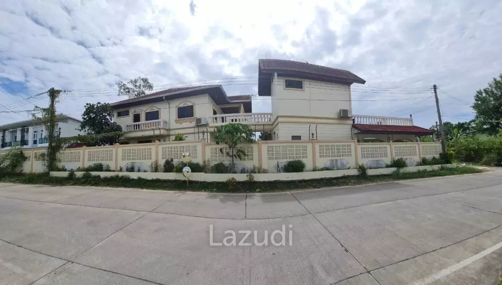 Pool Villa for Sale in Maptato 8 Pattaya