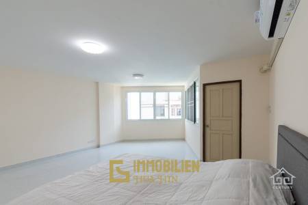 SAENGTHONG CONDO : 1 bed studio