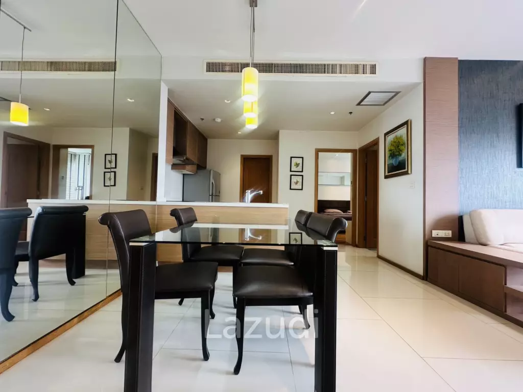 Luxurious 1-Bedroom Condo with Stunning City Views