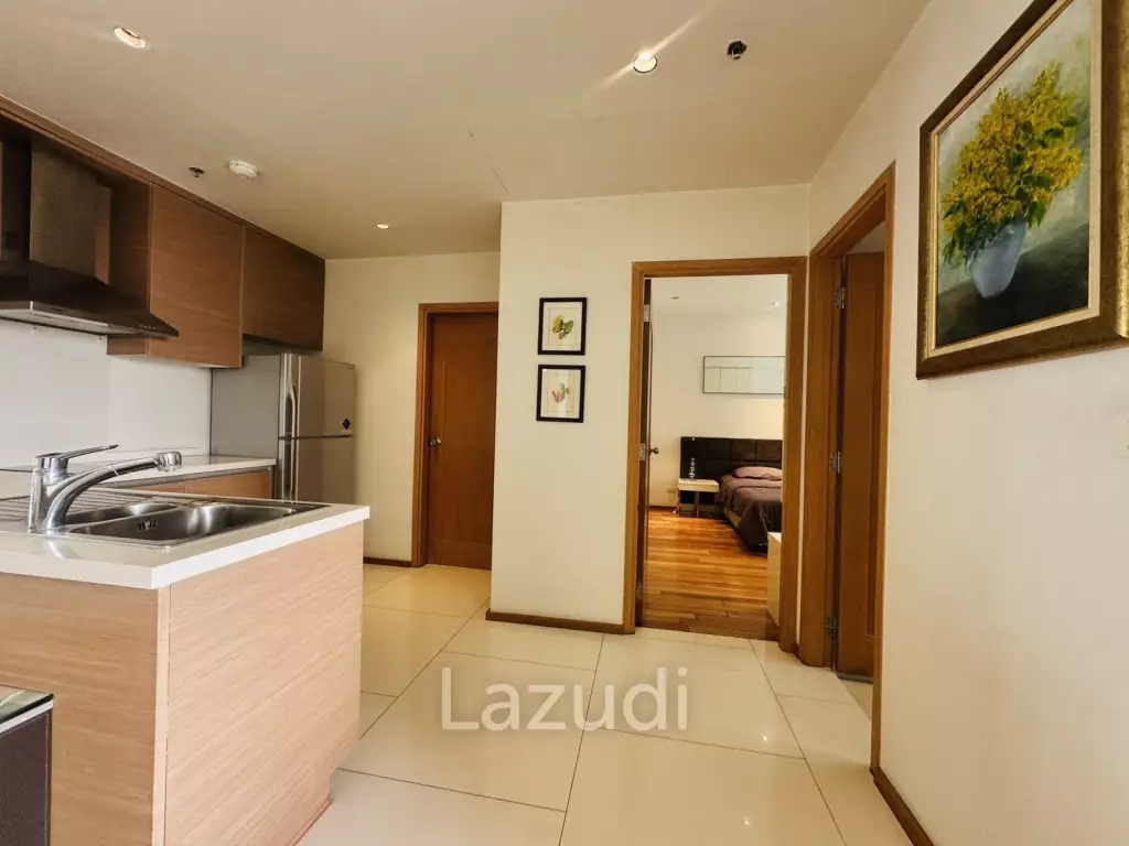Luxurious 1-Bedroom Condo with Stunning City Views