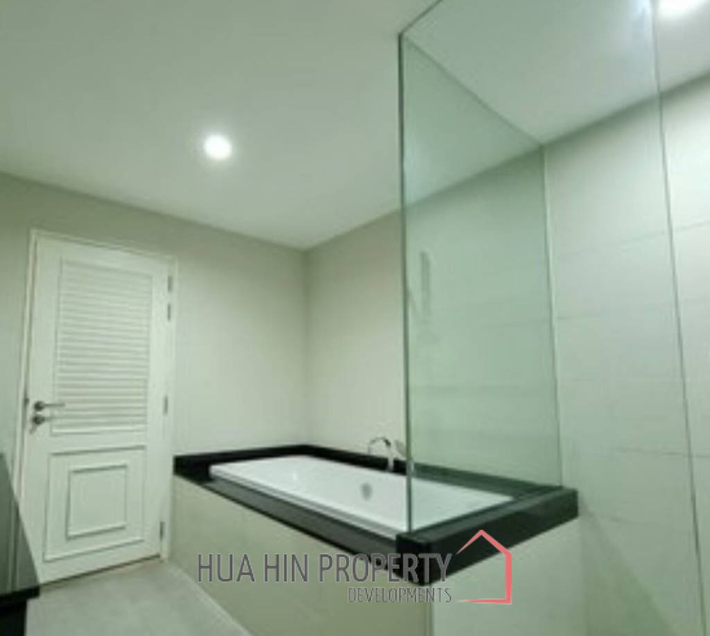 MALIBU CONDO  :  4 bed penthouse