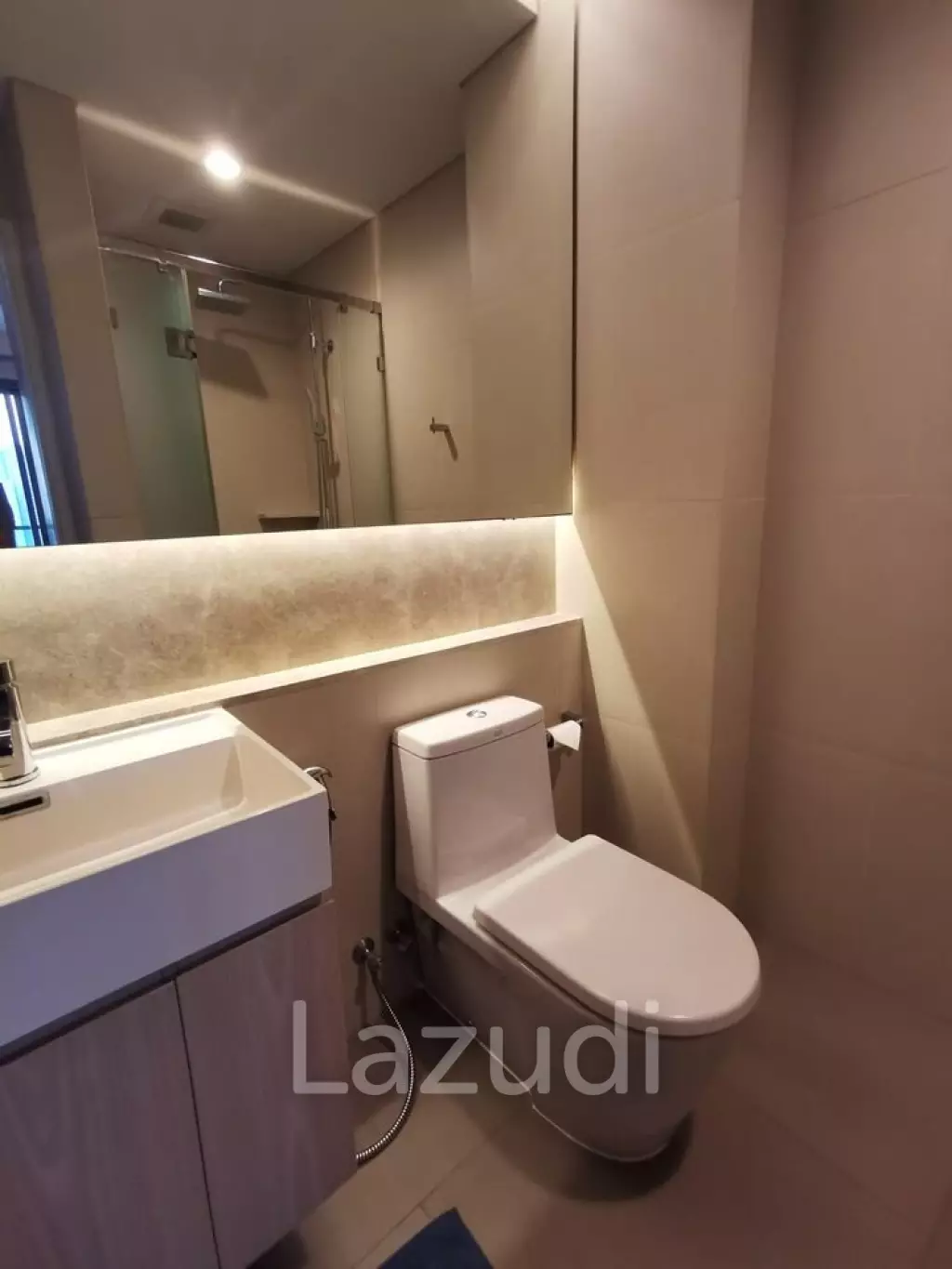 2 Bedrooms 2 Bathrooms 54 SQ.M. The Lumpini 24