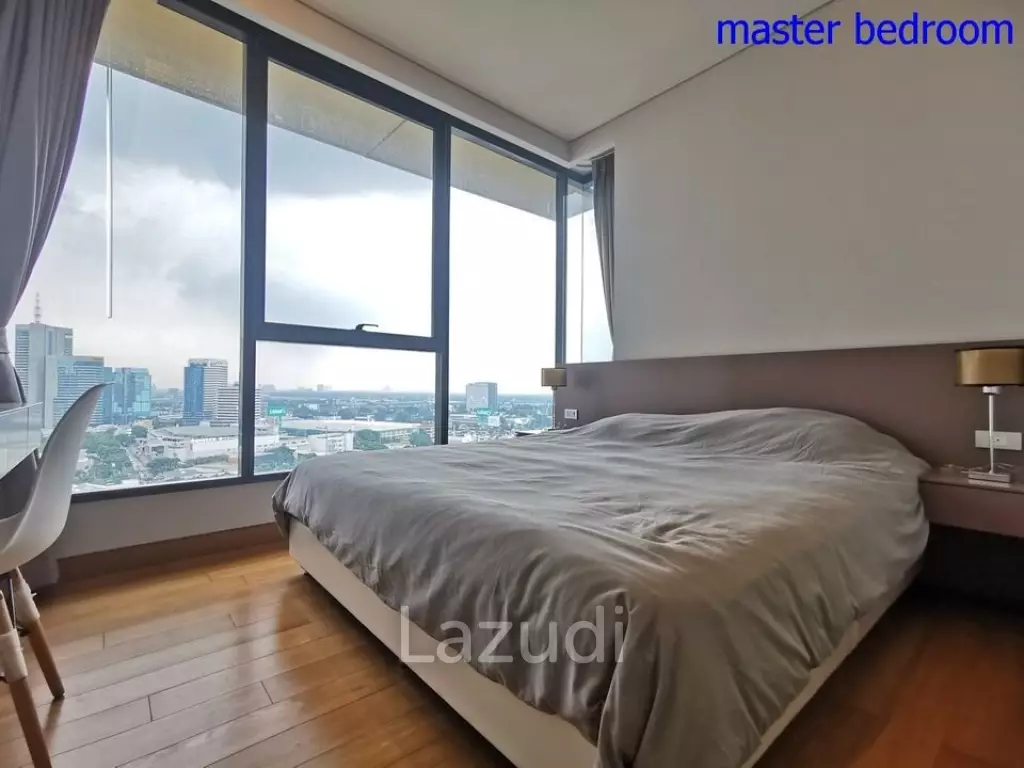 2 Bedrooms 2 Bathrooms 54 SQ.M. The Lumpini 24