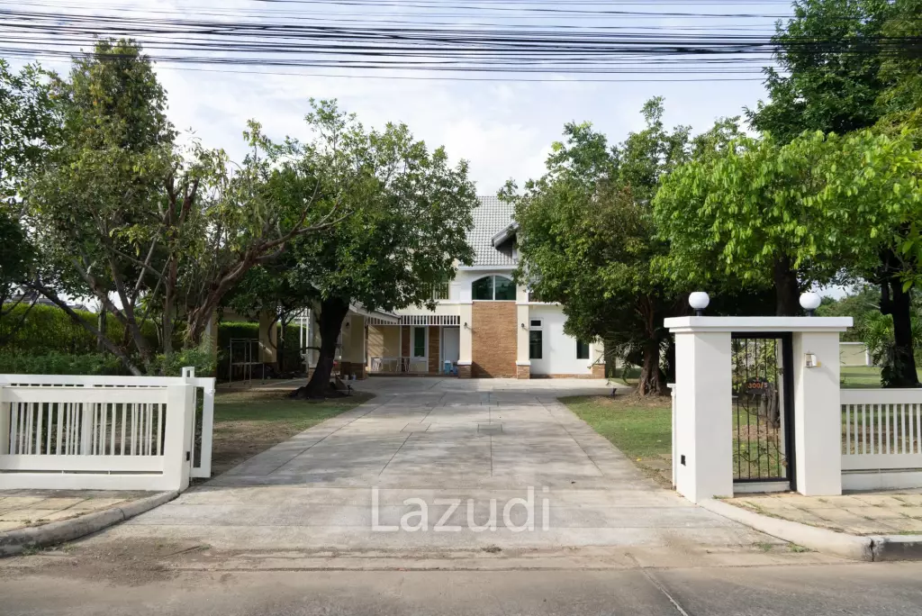4 Bedrooms 3 Bathsrooms 191 SQ.M. House For Sale