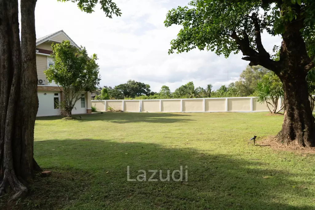 4 Bedrooms 3 Bathsrooms 191 SQ.M. House For Sale