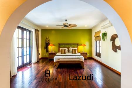 1,600 ตร.ม 5 เตียง 5 อาบน้ำ วิลล่า For ขาย