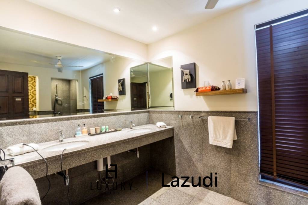 1,600 ตร.ม 5 เตียง 5 อาบน้ำ วิลล่า For ขาย