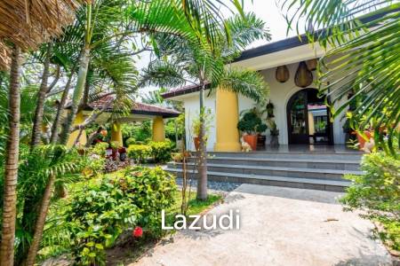 Great Location Bed and Breakfast 4 Bed Pool Villa For Sale With Maids Room