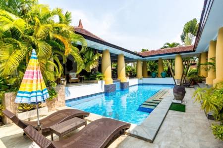 Great Location Bed and Breakfast 4 Bed Pool Villa For Sale With Maids Room
