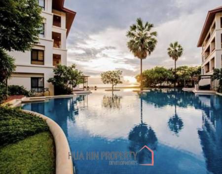 SANTI PURA : Great Design 4 Bed duplex Condo in premier complex on the Beach with Sea Views.