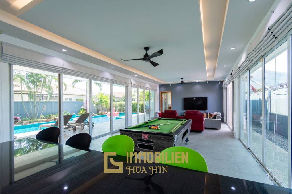 ALAMANDA VILLA HUA HIN  : Modern 3 bed pool villa