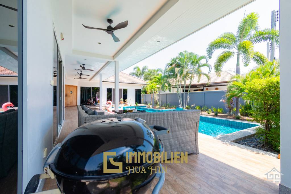 ALAMANDA VILLA HUA HIN  : Modern 3 bed pool villa