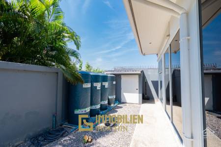 ALAMANDA VILLA HUA HIN  : Modern 3 bed pool villa