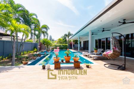 ALAMANDA VILLA HUA HIN  : Modern 3 bed pool villa