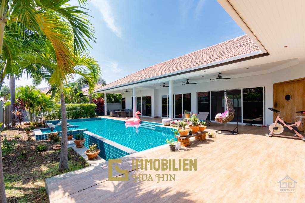 ALAMANDA VILLA HUA HIN  : Modern 3 bed pool villa