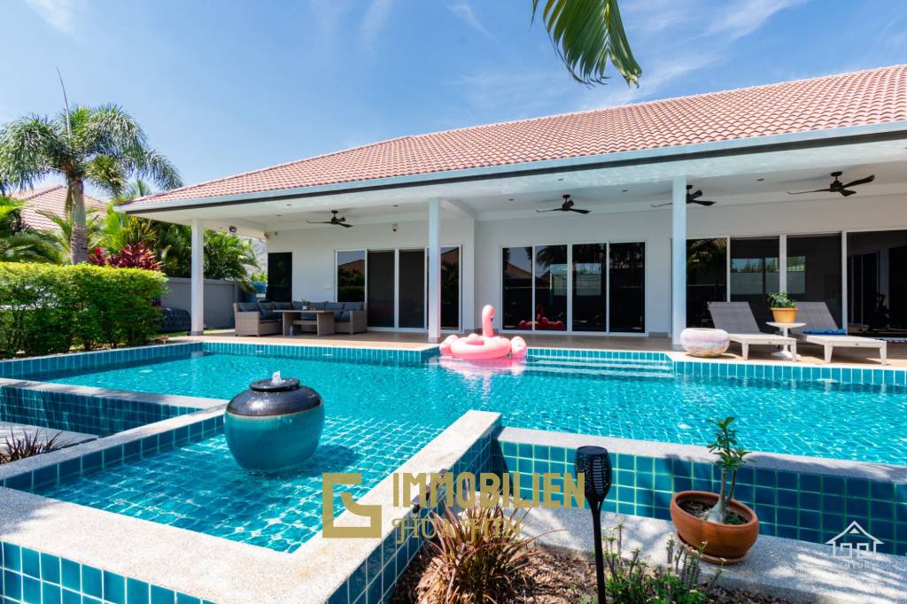 ALAMANDA VILLA HUA HIN  : Modern 3 bed pool villa