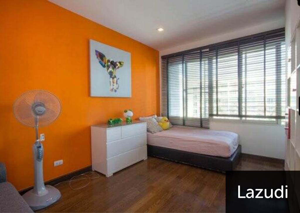THE SEACRAZE : 2 Bed Pool View Condo THE SEACRAZE : 2 Bed Pool View Condo