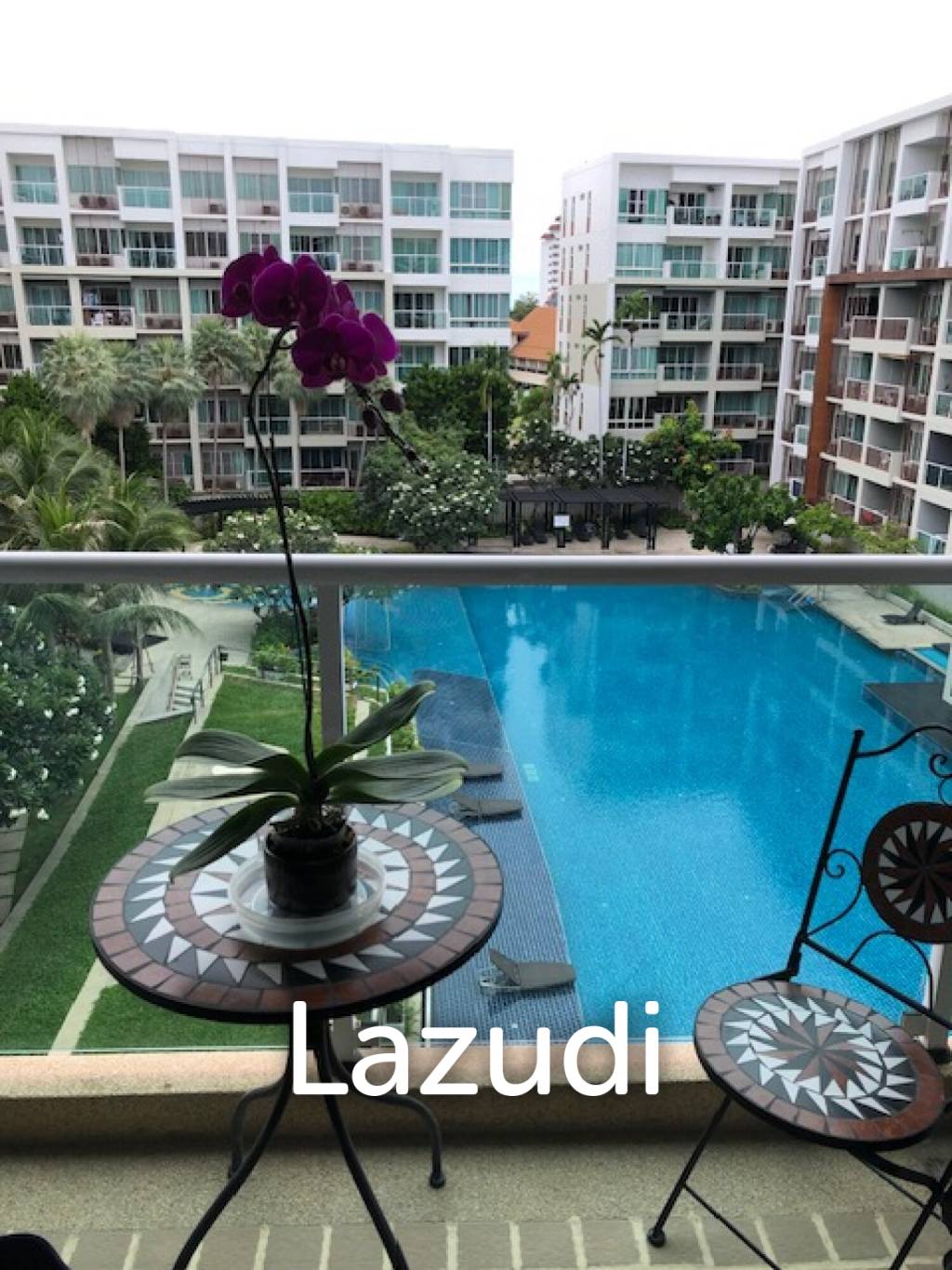 75 ตร.ม 2 เตียง 2 อาบน้ำ คอนโดมิเนียม For ขาย