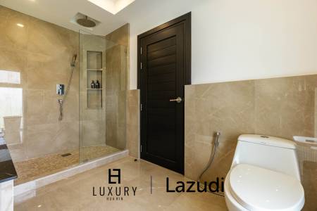 1,312 metro cuadrado 4 ` 4 Baño Villa de Venta