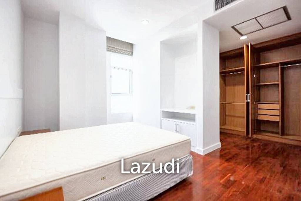 4 Bed 450 Sqm at The Grand Sethiwan