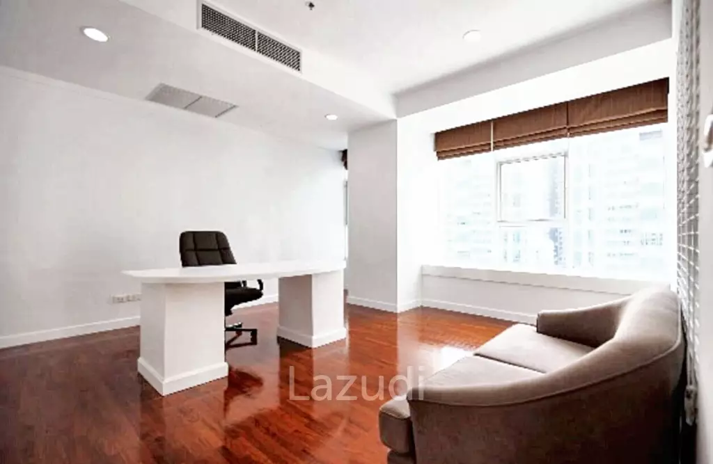 4 Bed 450 Sqm at The Grand Sethiwan