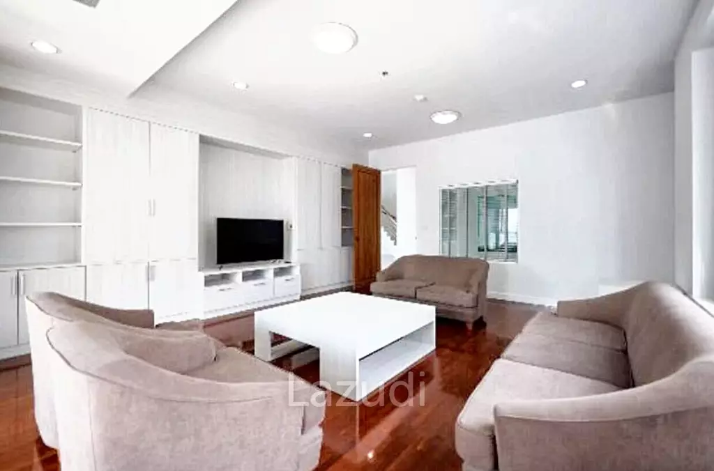 4 Bed 450 Sqm at The Grand Sethiwan