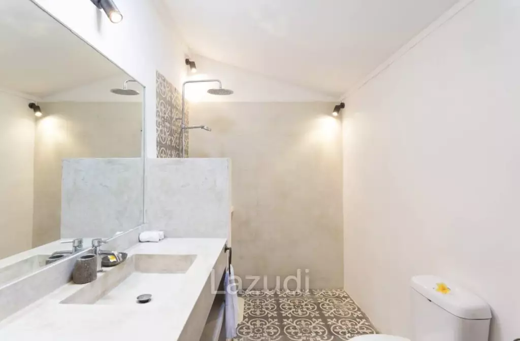 Colonial Investment villa in Petitenget 3 bedrooms Semi Furnished