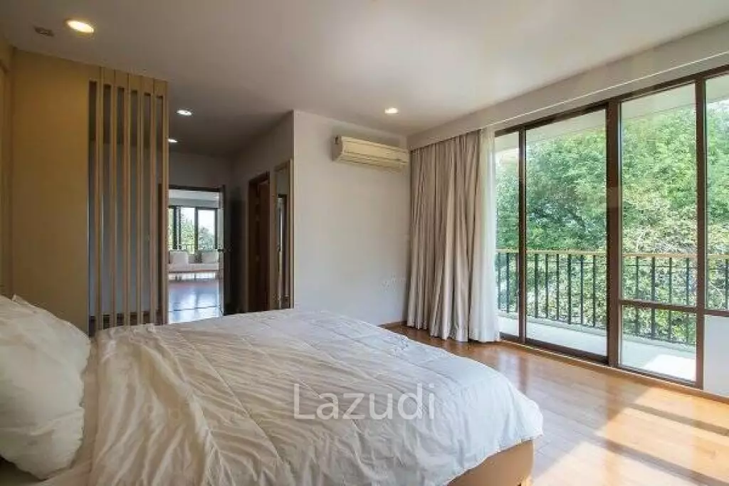 Luxury 3 Bed Beachfront Condo