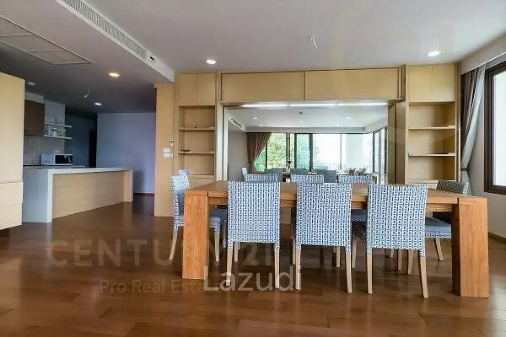Luxury 3 Bed Beachfront Condo