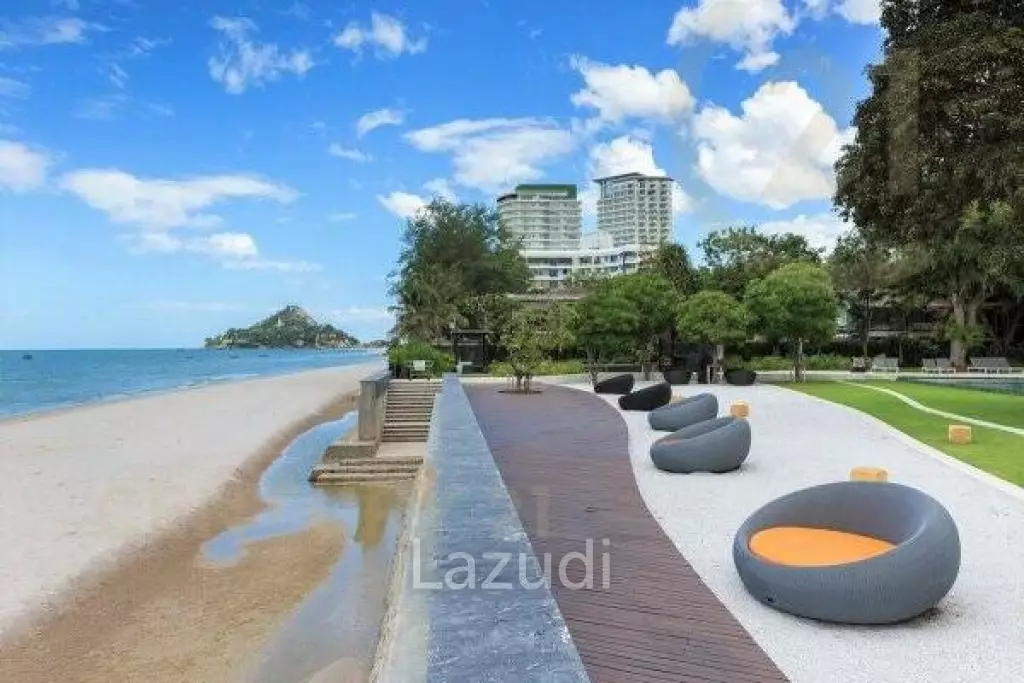 Luxury 3 Bed Beachfront Condo