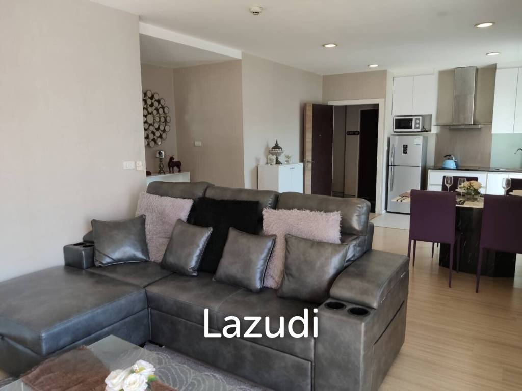 1 Bed 1 Bath 80 SQ.M. Renova Residence Chidlom