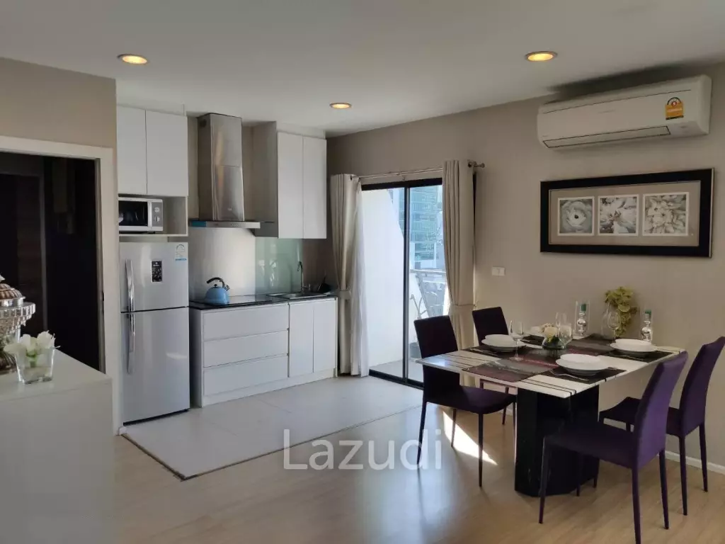 1 Bed 1 Bath 80 SQ.M. Renova Residence Chidlom