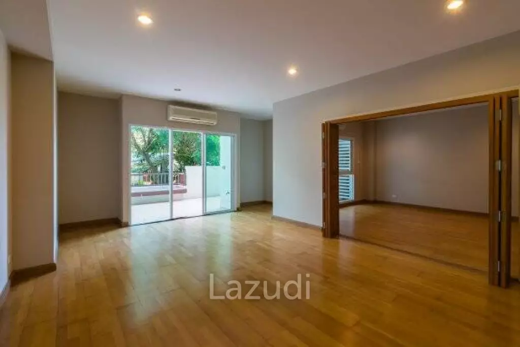 Spacious 1 Bed Condo