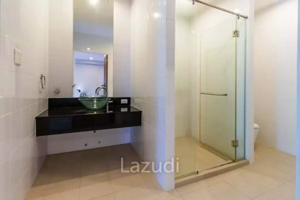 Mountain View 1 Bed Condo