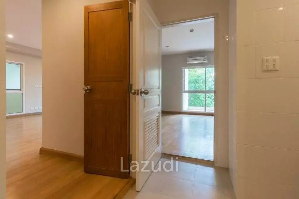 Mountain View 1 Bed Condo